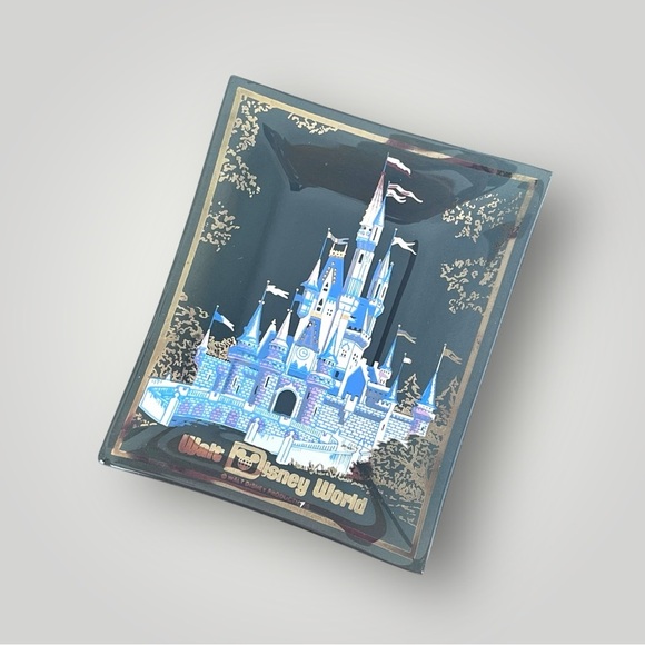 Walt Disney Decorative Rectangular Plate Souvenir - Picture 7 of 7